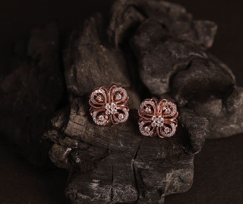 Silver elara stud with rosegold finish