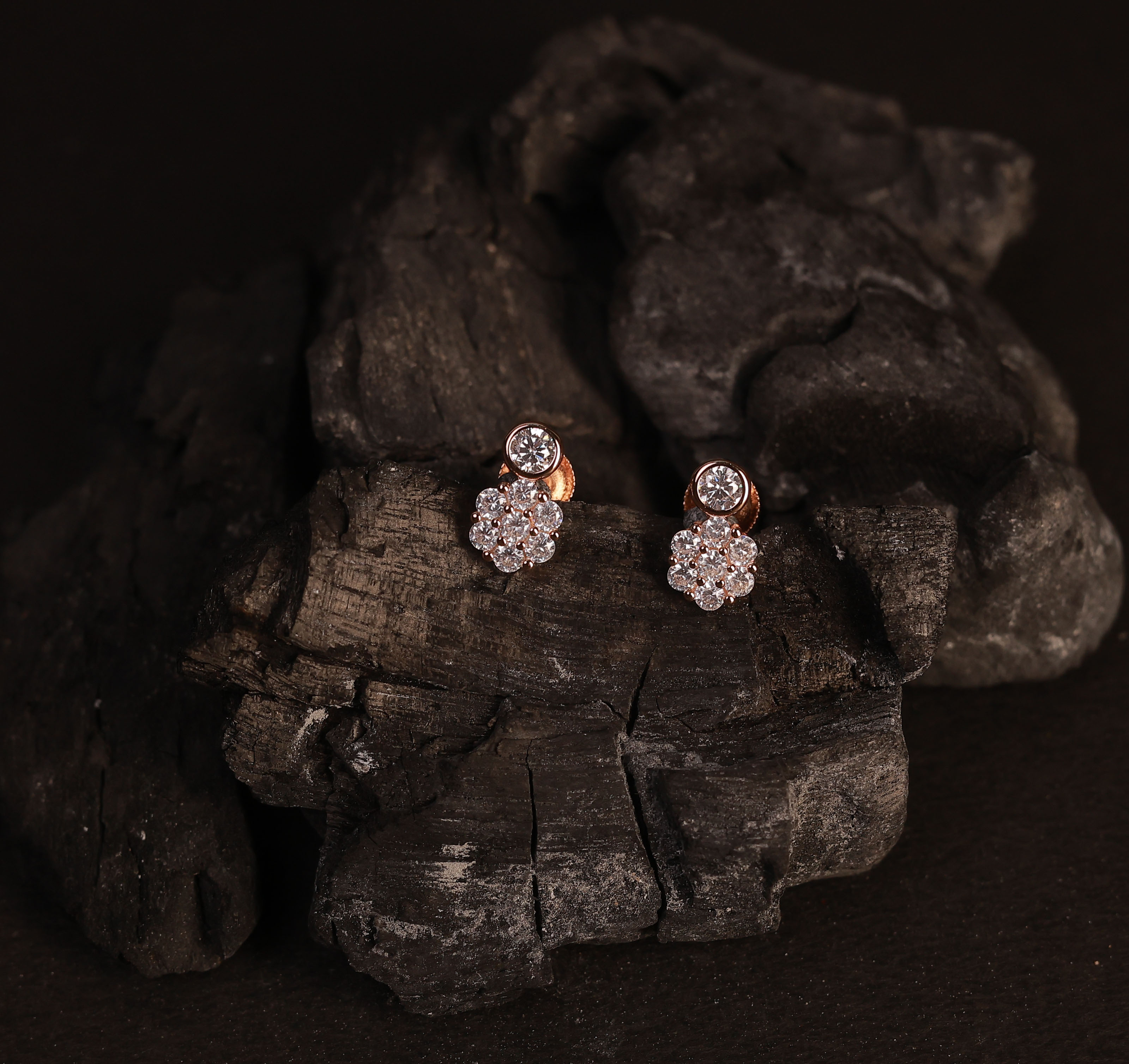 Silver alar stud with rosegold finish