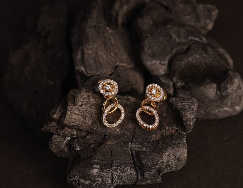 Silver lyra1 stud with rosegold finish