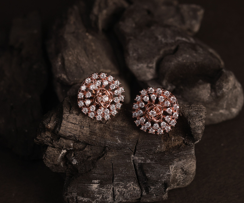 Silver clara stud with rosegold finish