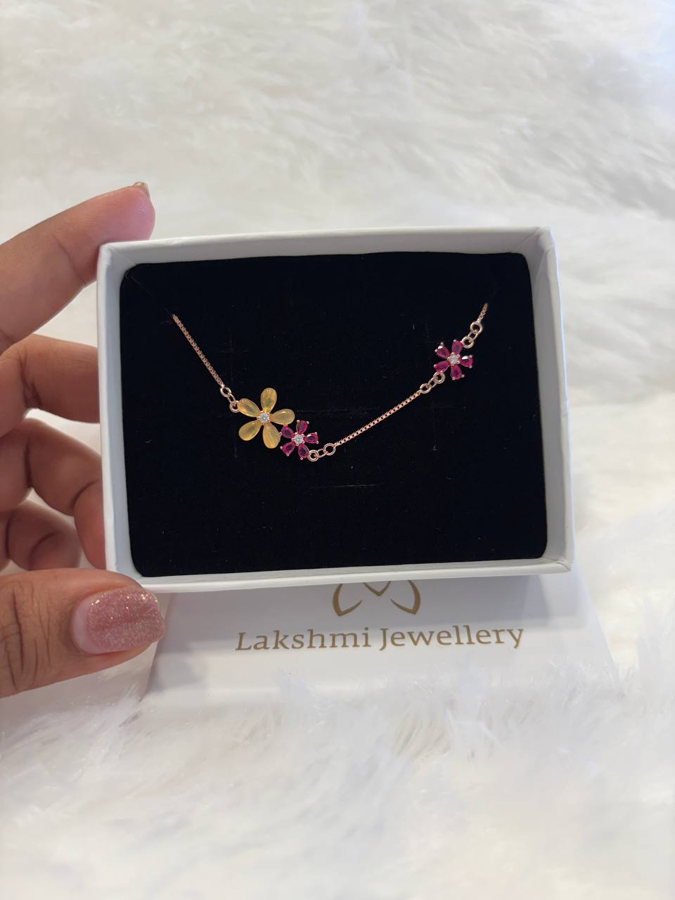 Silver pink triple flower with rosegold finish Silver pink triple flower with rosegold finish