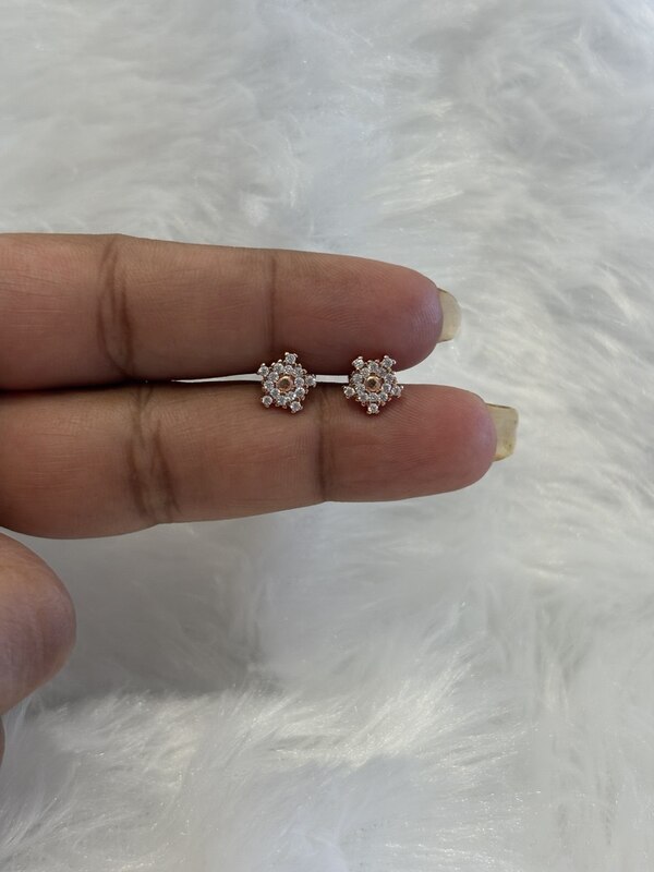 Silver hexa stud with rosegold finish