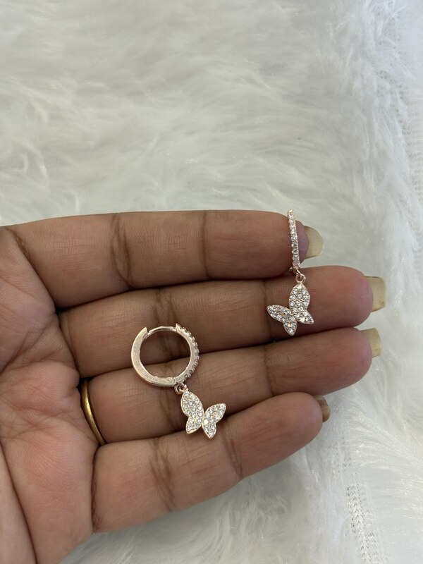 Silver butter loop with rosegold finish