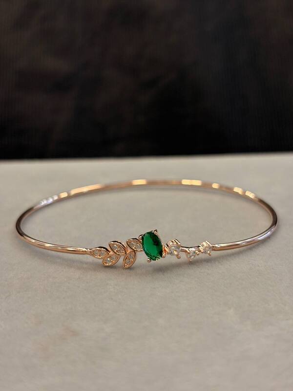 Silver leaf green kada with rosegold finish