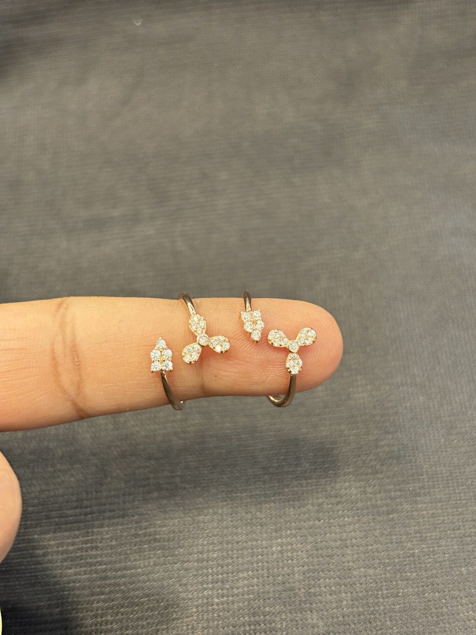 Silver chakra toe ring with rosegold finish