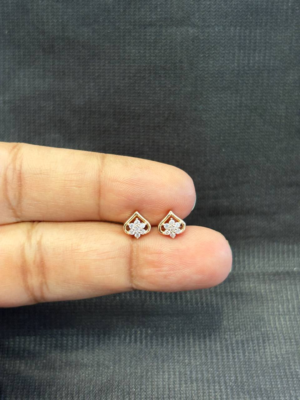 Silver mullai pink second stud with rosegold finish