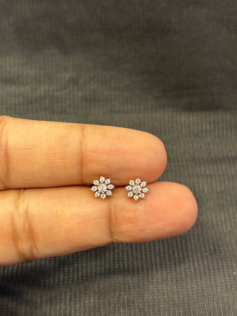 Silver flower pink and white stone second stud rosegold finish
