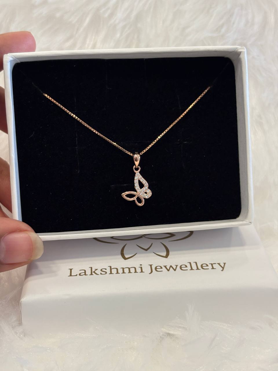 Silver butterfly b1 chain with rosegold finish