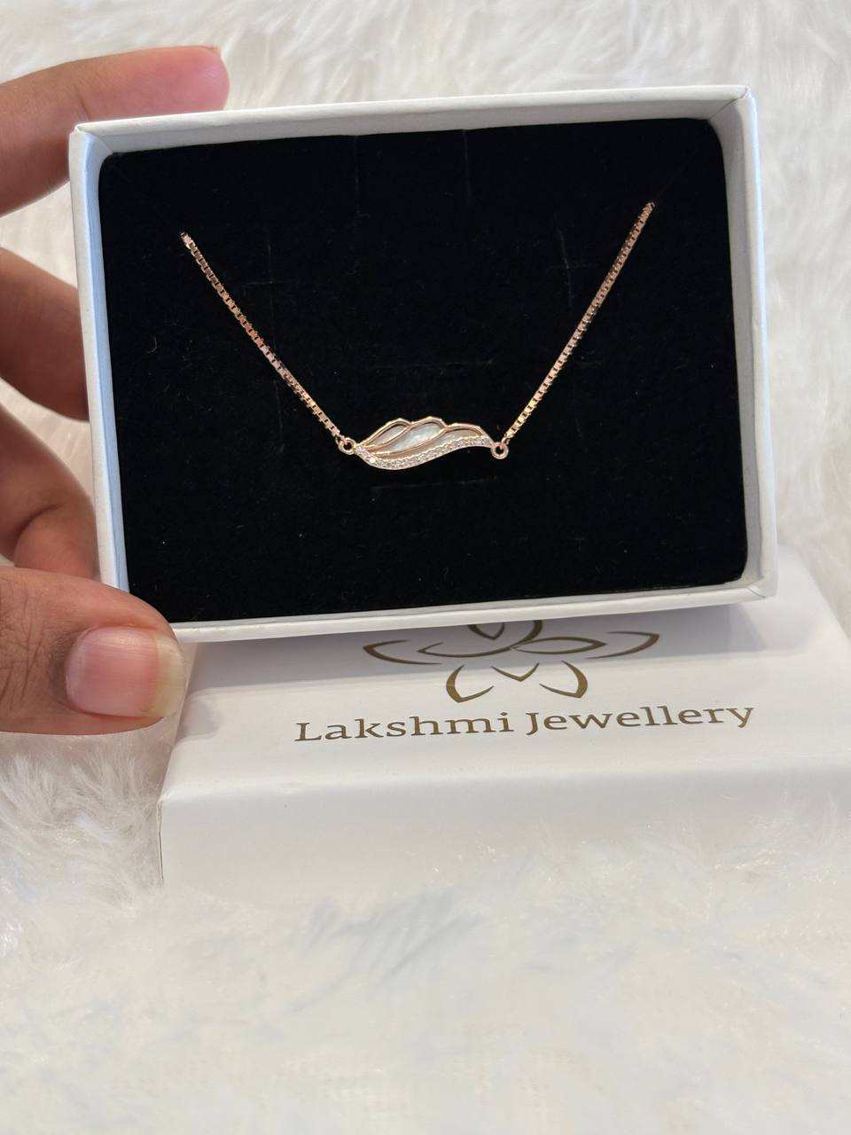 Silver diwa chain pendant with rosegold finish