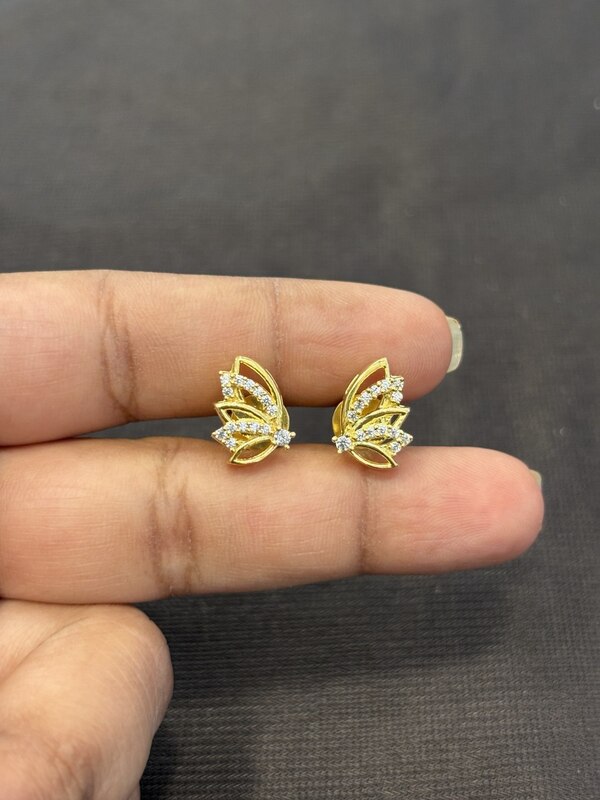 Silver butterfly G coated with gold finish