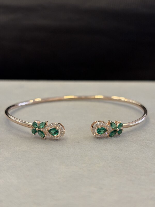 Silver green zyra kada with rosegold finish