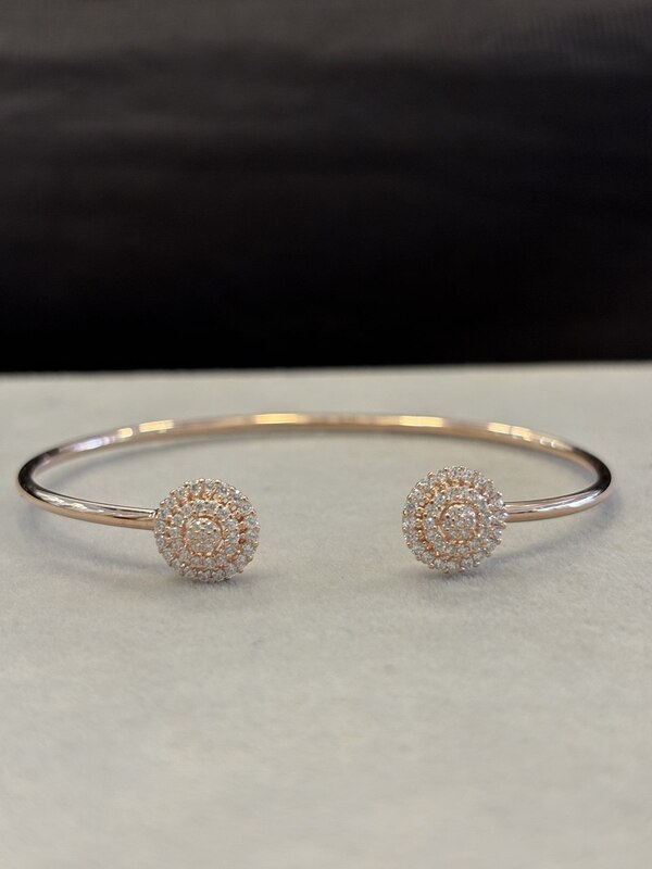 Silver oviya kada with rosegold finish