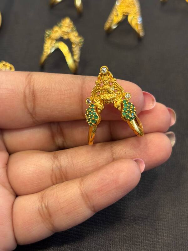 Silver peacock 2 vangi ring with gold finish