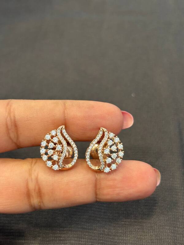 Silver maligai stud with rosegold finish