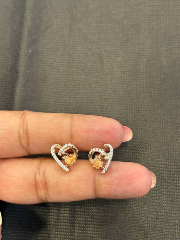 Silver modern heart stud with rosegold finish