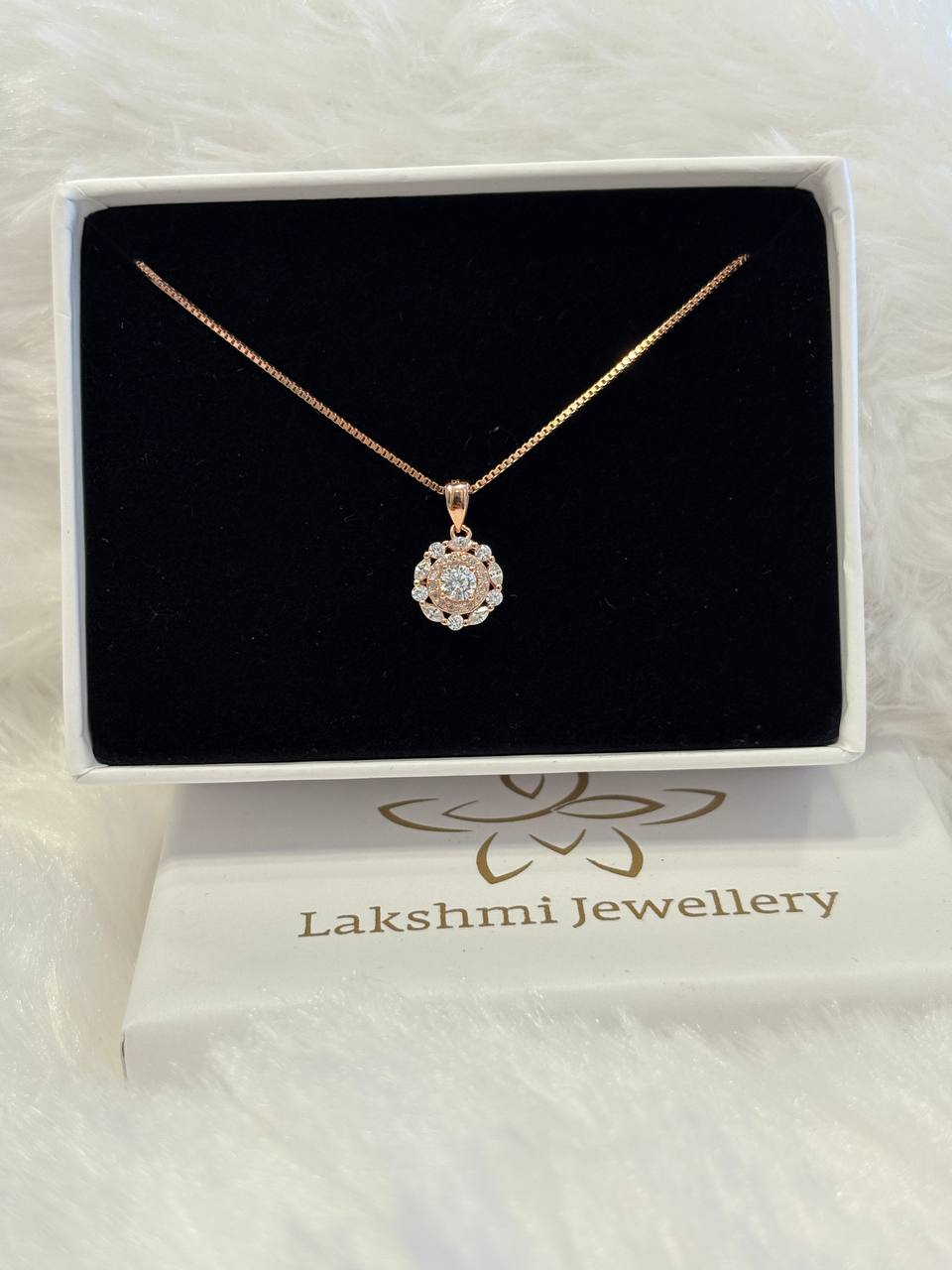Silver glitter chain with rosegold finish